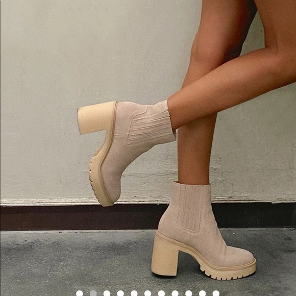 Dolce Vita Castor H2O Booties - Picture 3 of 5